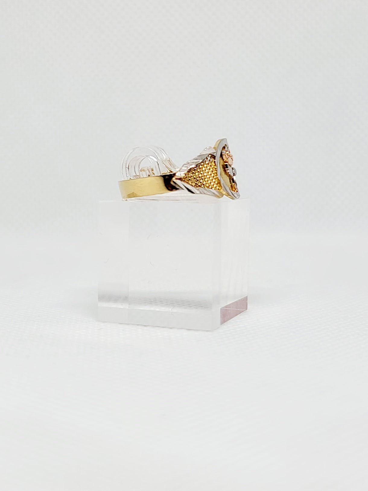 14k Woman Rose Ring