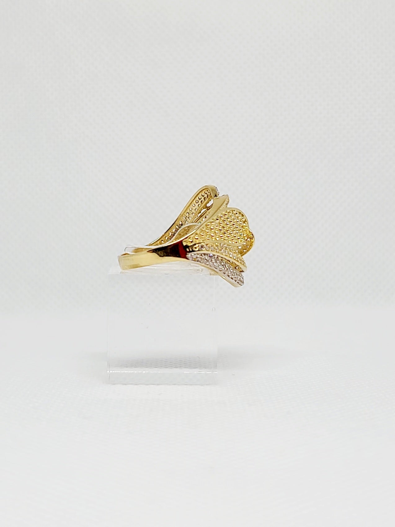 14k Women Elegant Ring