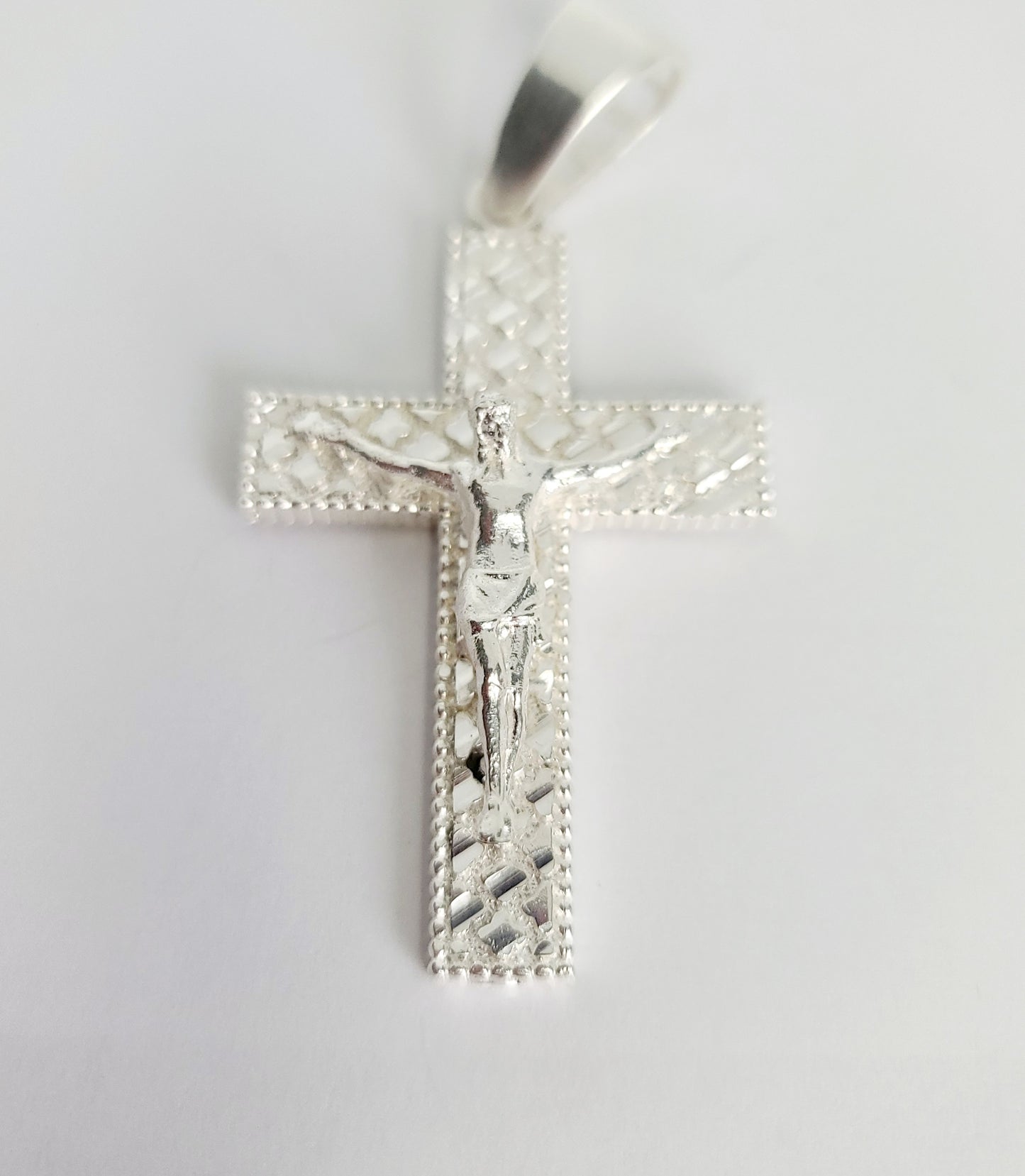 .925 Crucifix Cross Gradient
