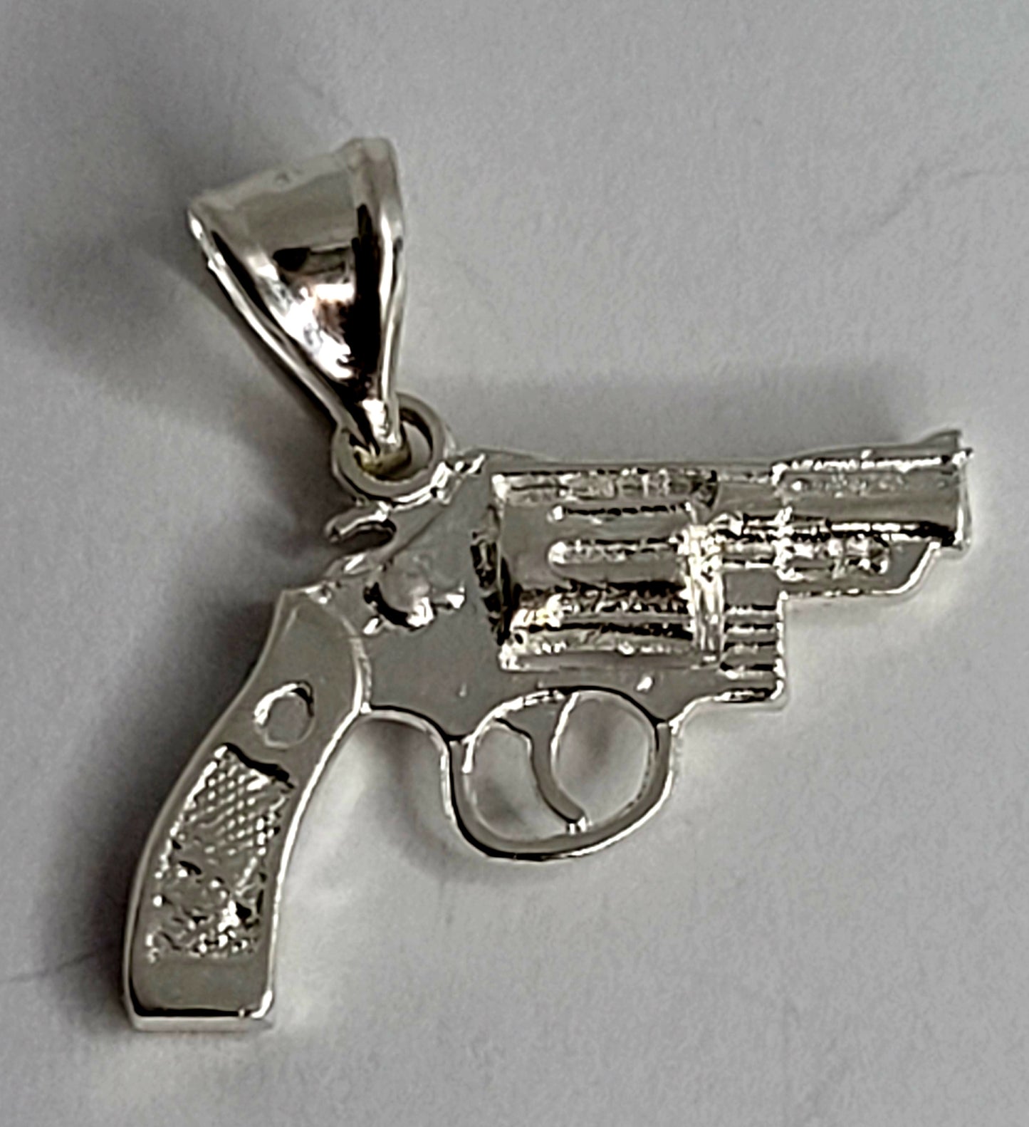 .925 Revolver Pistol