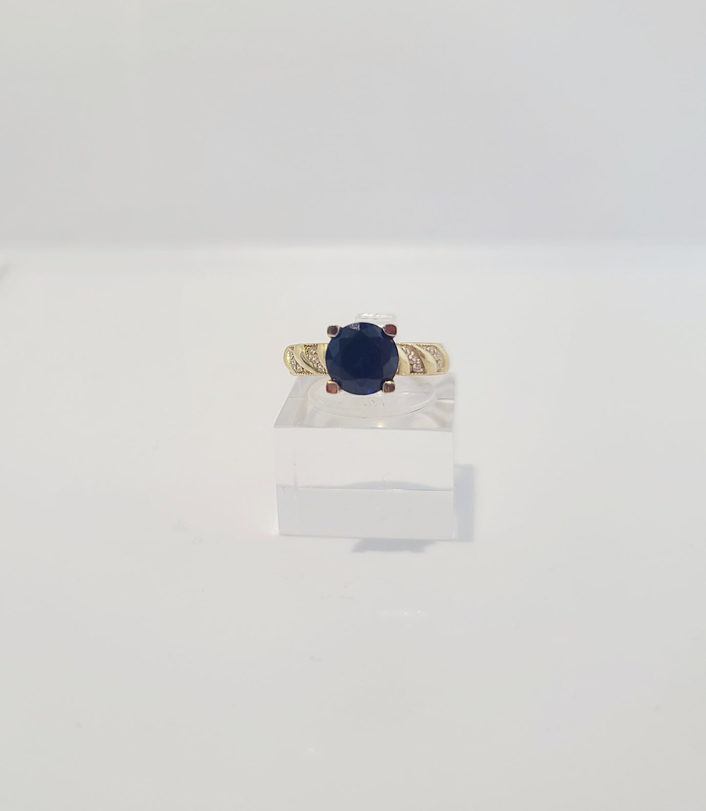 14k Blue Sapphire Woman Ring